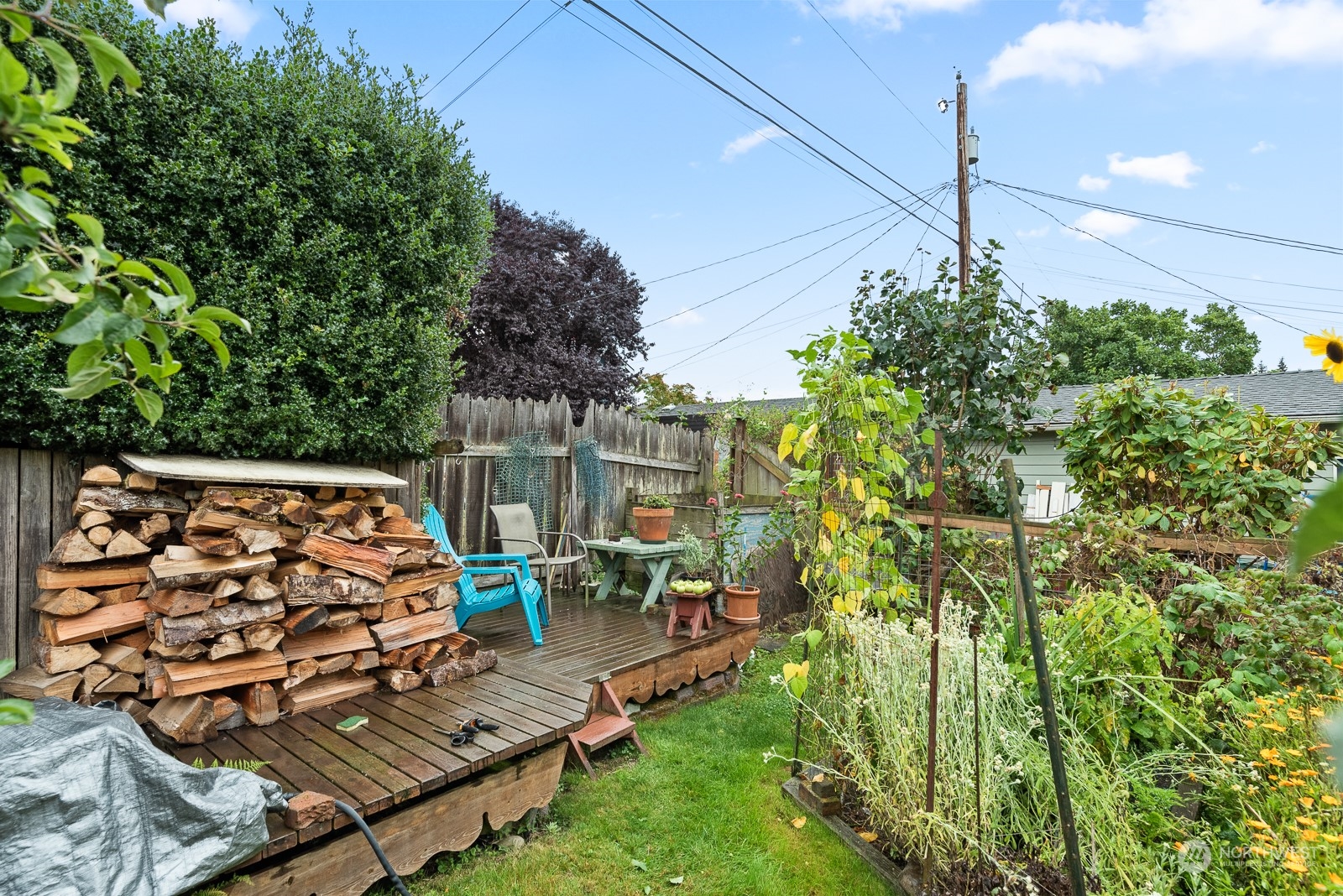 1211 Rucker Avenue Everett, WA 98201 - Photo 36 of 40 a view of an outdoor sitting space