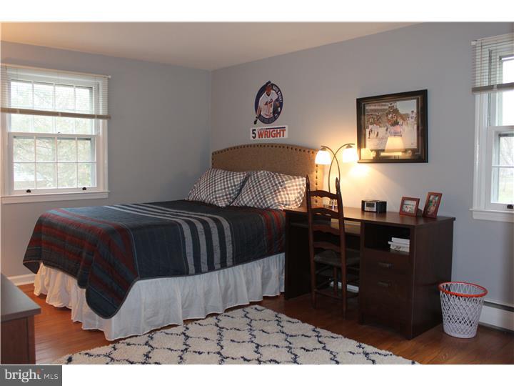 353 Old State Road Berwyn, PA 19312 - Photo 15 of 23 Bedroom 3