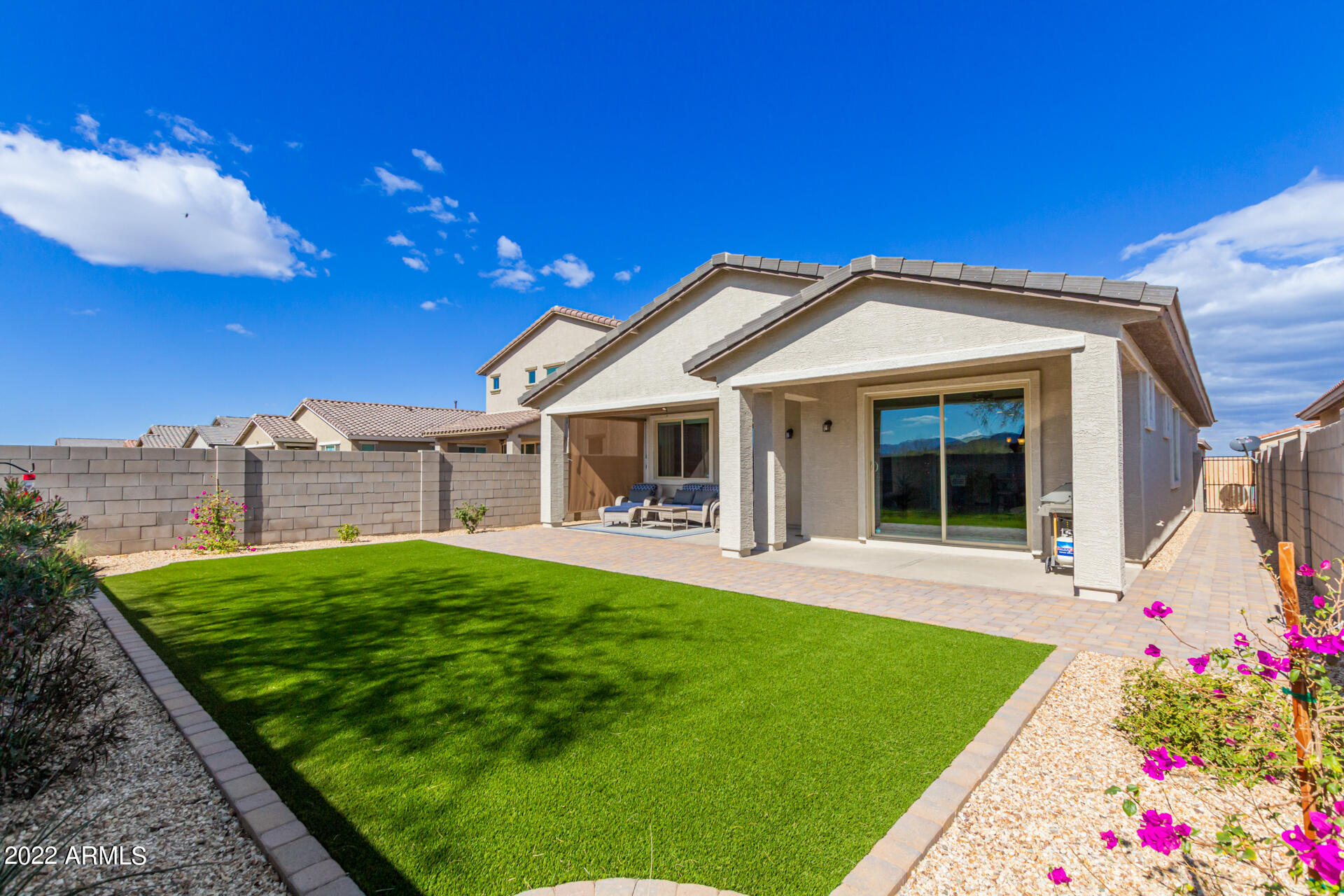 2825 West Apollo Road Phoenix, AZ 85041 - Photo 6 of 38 Backyard View C