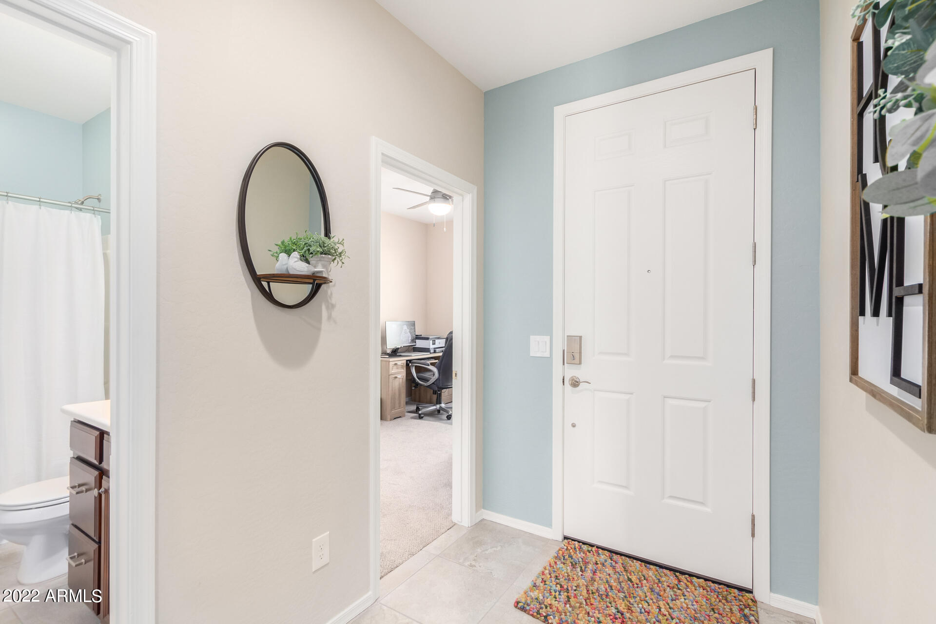 2825 West Apollo Road Phoenix, AZ 85041 - Photo 10 of 38 Foyer