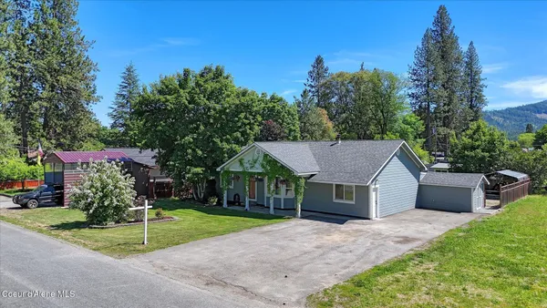 $515,000 | 374 Dixon Street, Priest River, ID 83856
