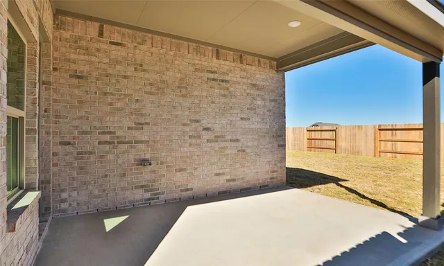 $2,850 | 427 Fields Forest Lane, Dayton, TX 77535