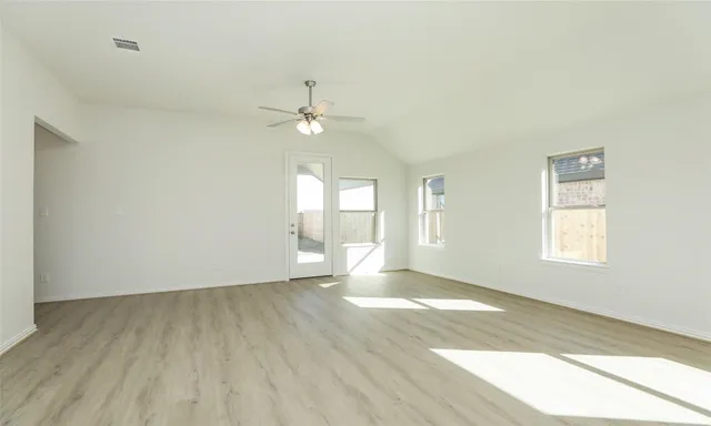 $2,850 | 427 Fields Forest Lane, Dayton, TX 77535