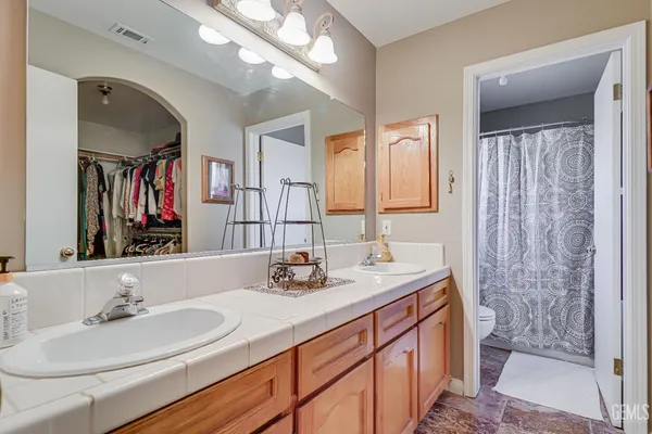 $410,000 | Undisclosed Address, Bakersfield, CA 93312