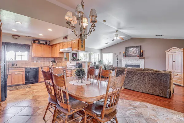 $410,000 | Undisclosed Address, Bakersfield, CA 93312