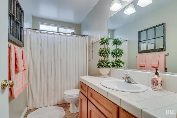 $410,000 | Undisclosed Address, Bakersfield, CA 93312