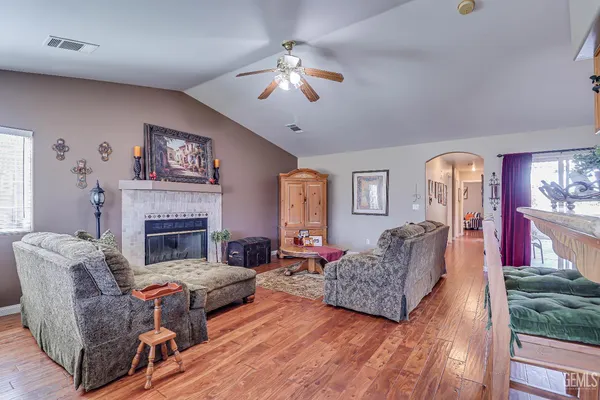 $410,000 | Undisclosed Address, Bakersfield, CA 93312