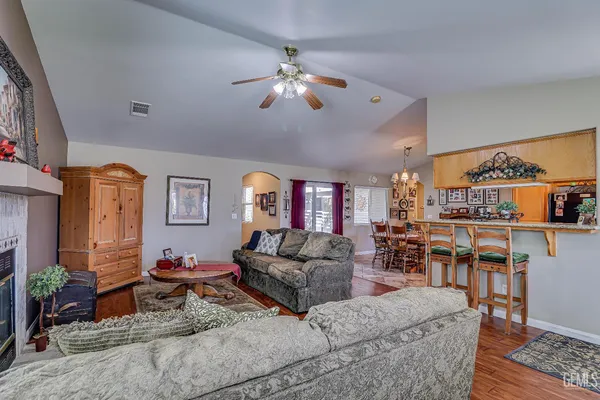 $410,000 | Undisclosed Address, Bakersfield, CA 93312