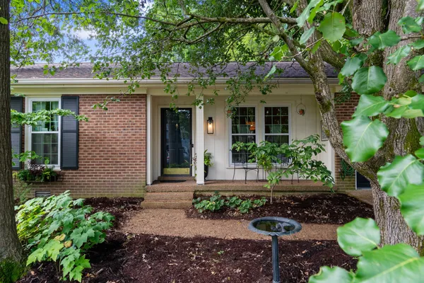 $589,000 | 1702 Twin Oaks Court, Franklin, TN 37064
