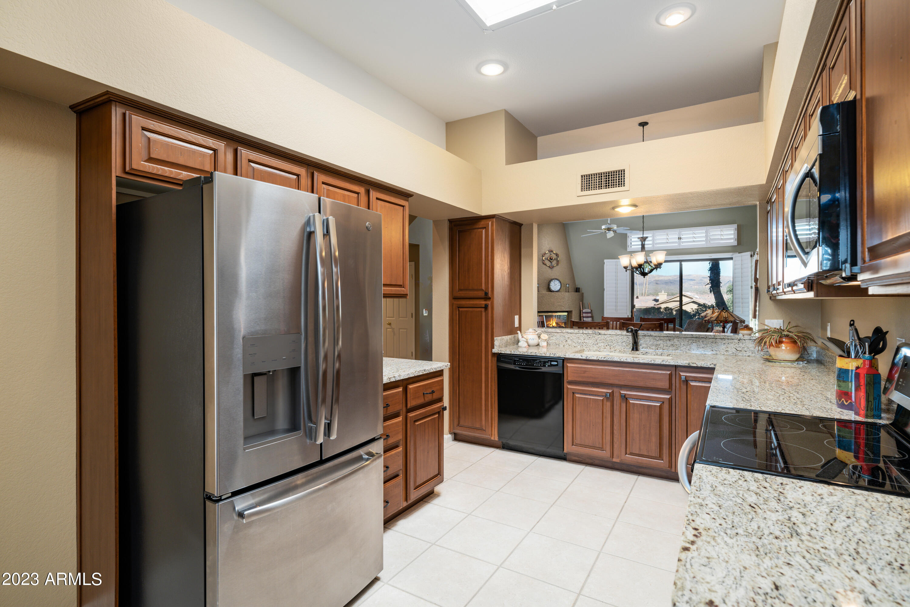 25515 Forest Road, Unit 14 Rio Verde, AZ 85263 - Photo 17 of 32 Kitchen