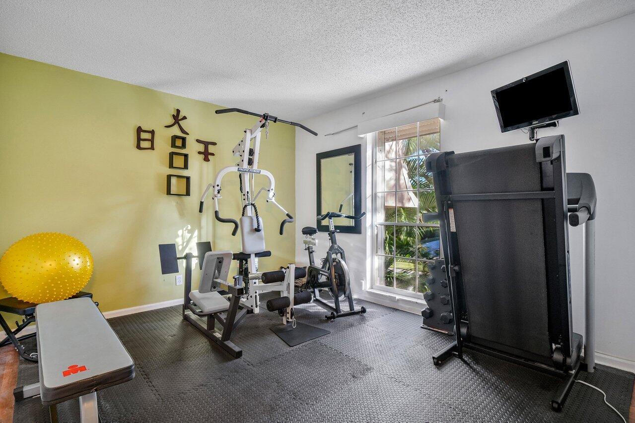 765 Jeffery Street, Unit 201 Boca Raton, FL 33487 - Photo 15 of 37 015-765JefferyStreet-BocaRaton-FL-33487-