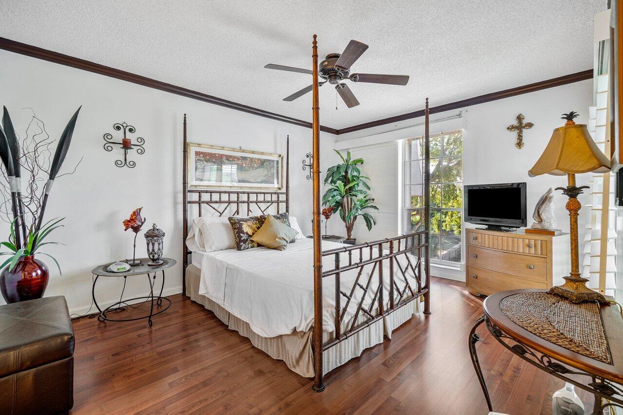 765 Jeffery Street, Unit 201 Boca Raton, FL 33487 - Photo 17 of 37 017-765JefferyStreet-BocaRaton-FL-33487-