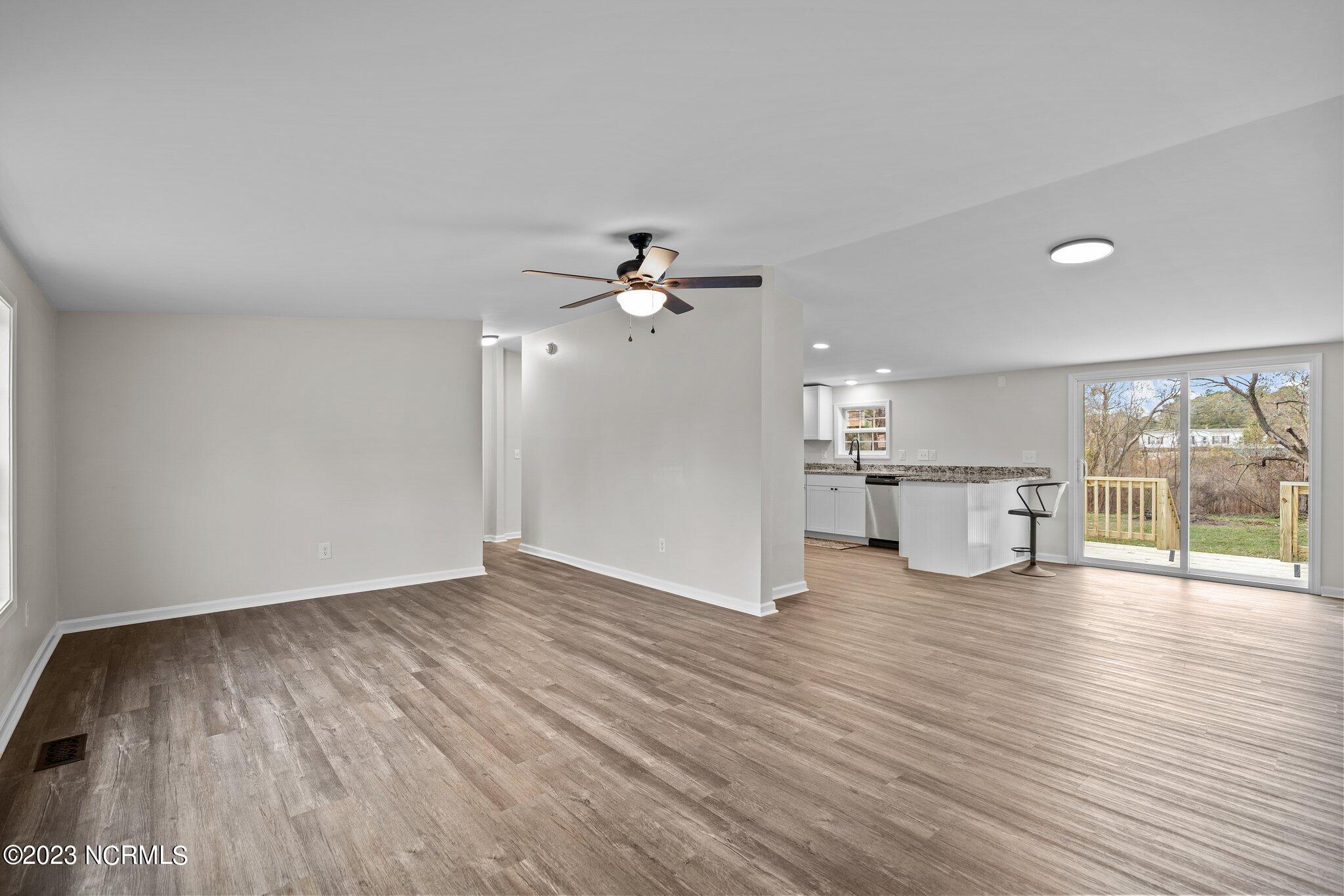 120 Old Farm Road Hampstead, NC 28443 - Photo 24 of 54 24-web-or-mls-DSC06971