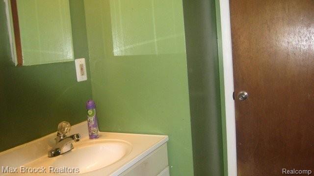 248 Cherokee Road Pontiac, MI 48341 - Photo 17 of 23 17.jpg