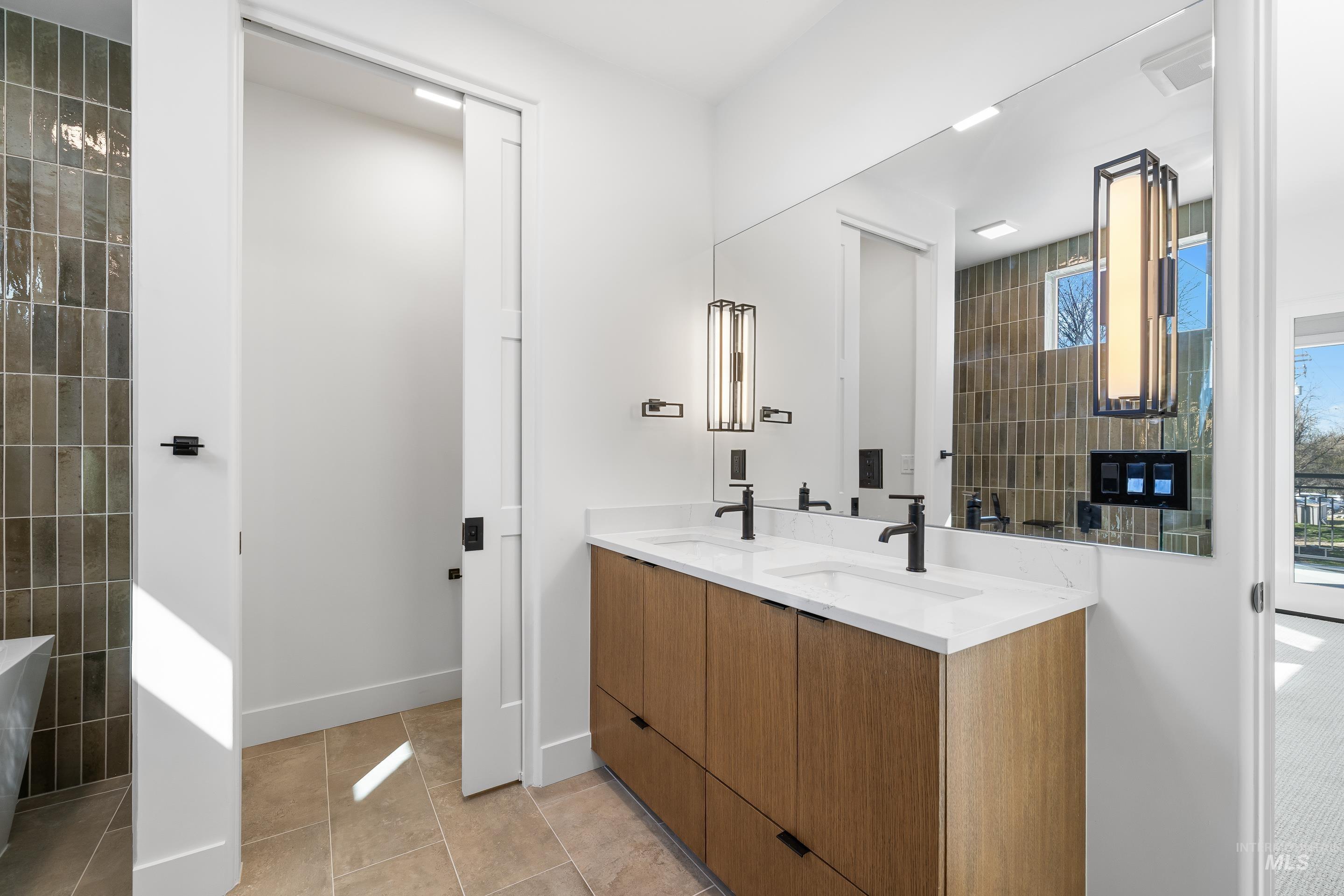 55 East State Street, Unit 201 Eagle, ID 83616 - Photo 20 of 36