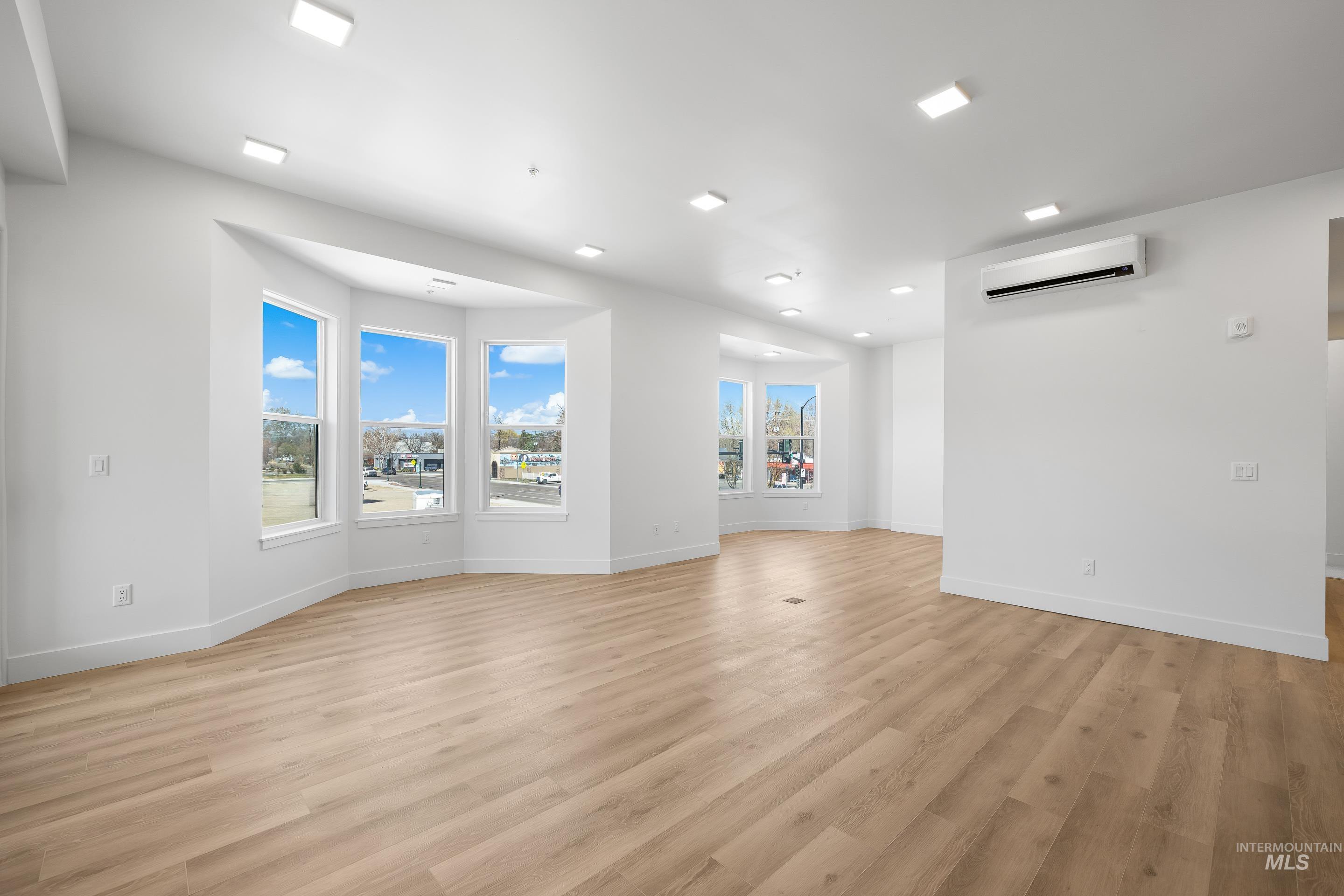 55 East State Street, Unit 201 Eagle, ID 83616 - Photo 6 of 36