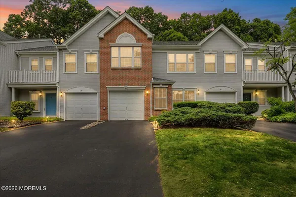 $649,000 | 10 Pennsbury Way, East Brunswick, NJ 08816
