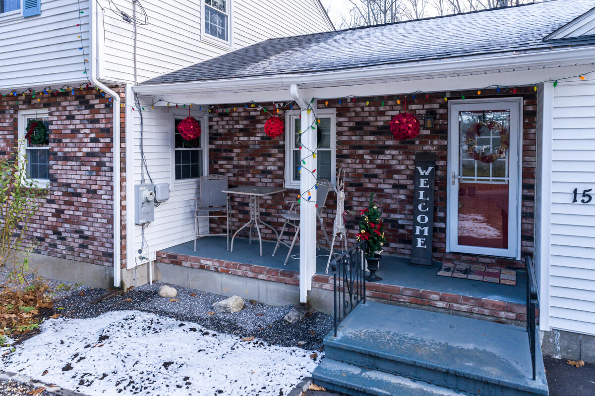 15 Old Farm Road Topsham, ME 04086 - Photo 50 of 52 11-Side door (1 of 2)