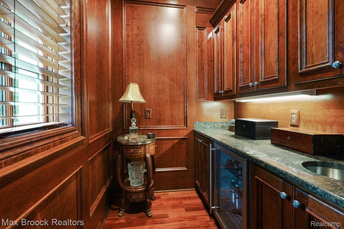 372 Barden Road Bloomfield Hills, MI 48304 - Photo 17 of 52 DSC07584.jpg