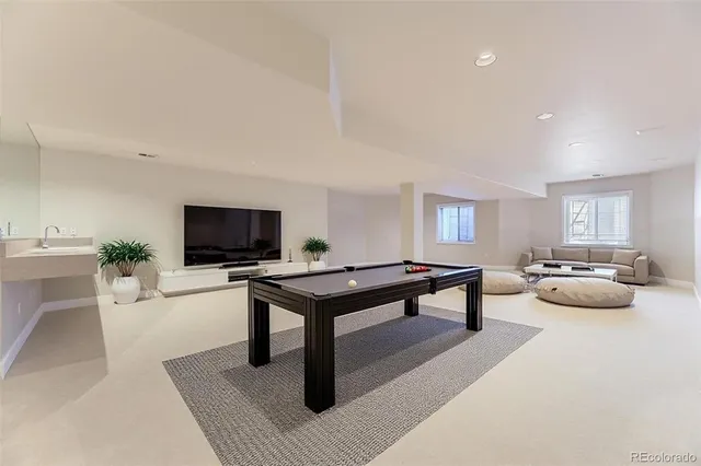 a view of empty room with windows