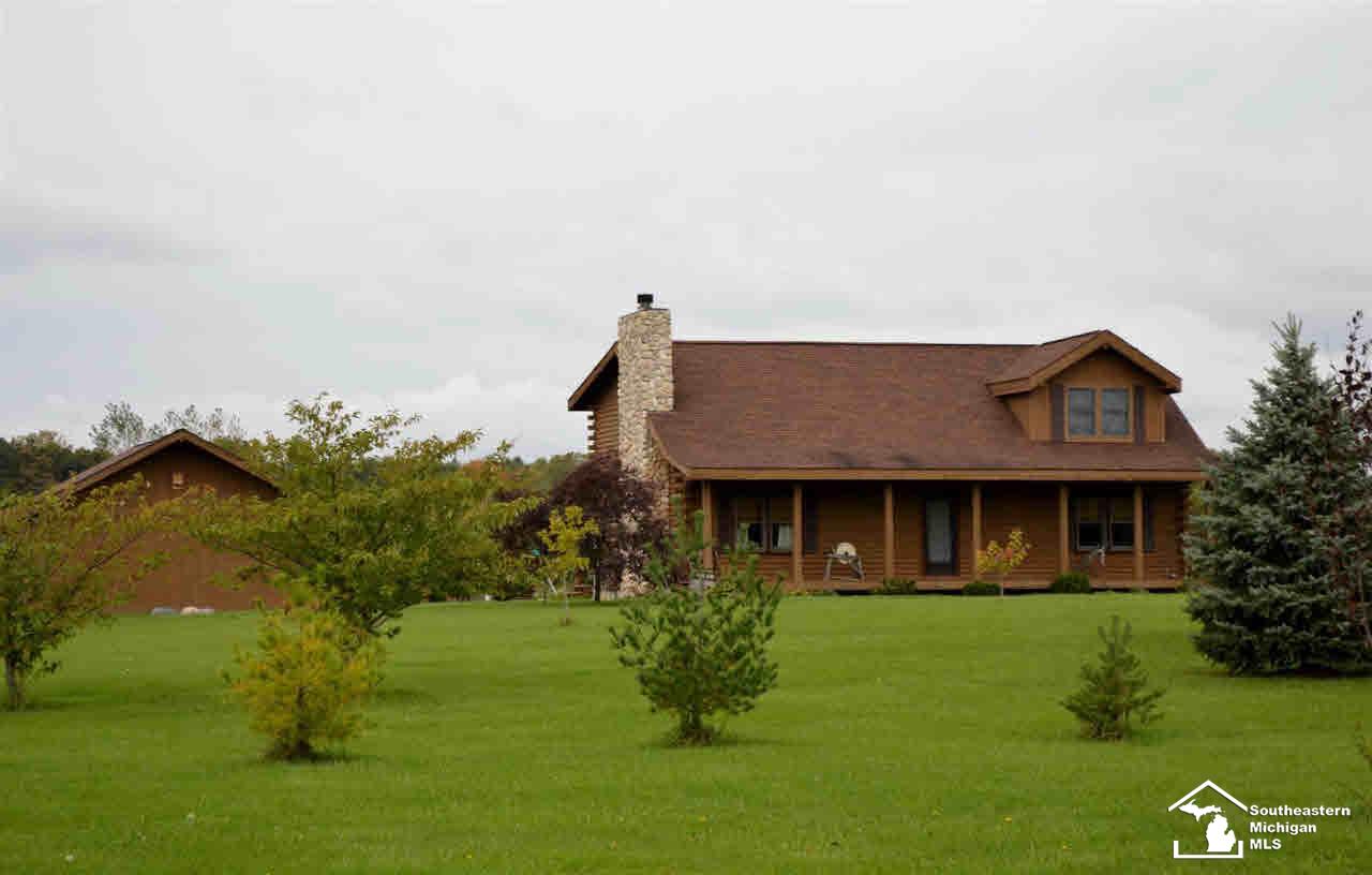 7813 Crabb Road Temperance, MI 48182 - Photo 2 of 23 20450701-1.JPG