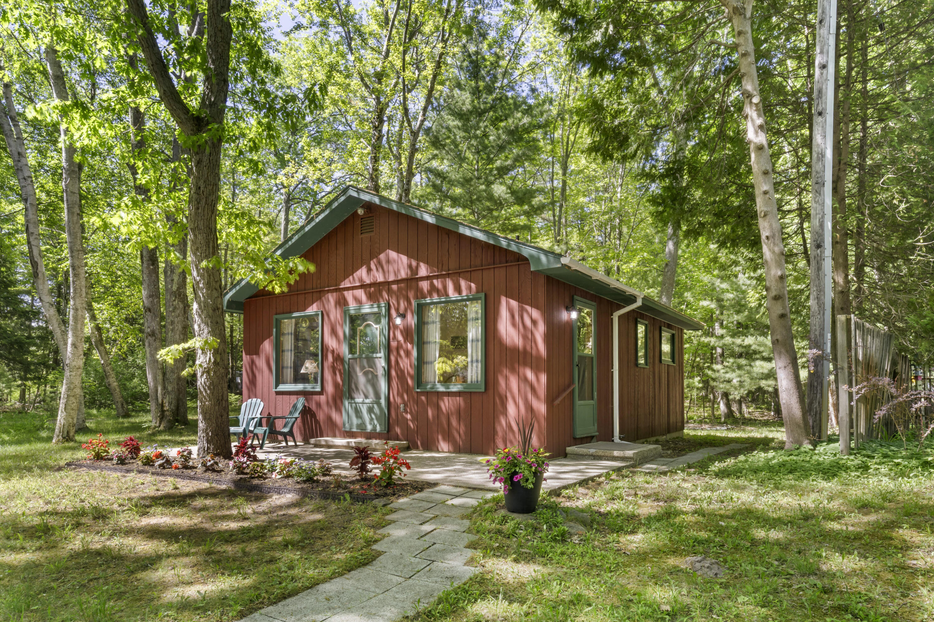 5328 Birch Trail Road Honor, MI 49640 - Photo 1 of 22 0S5A9215
