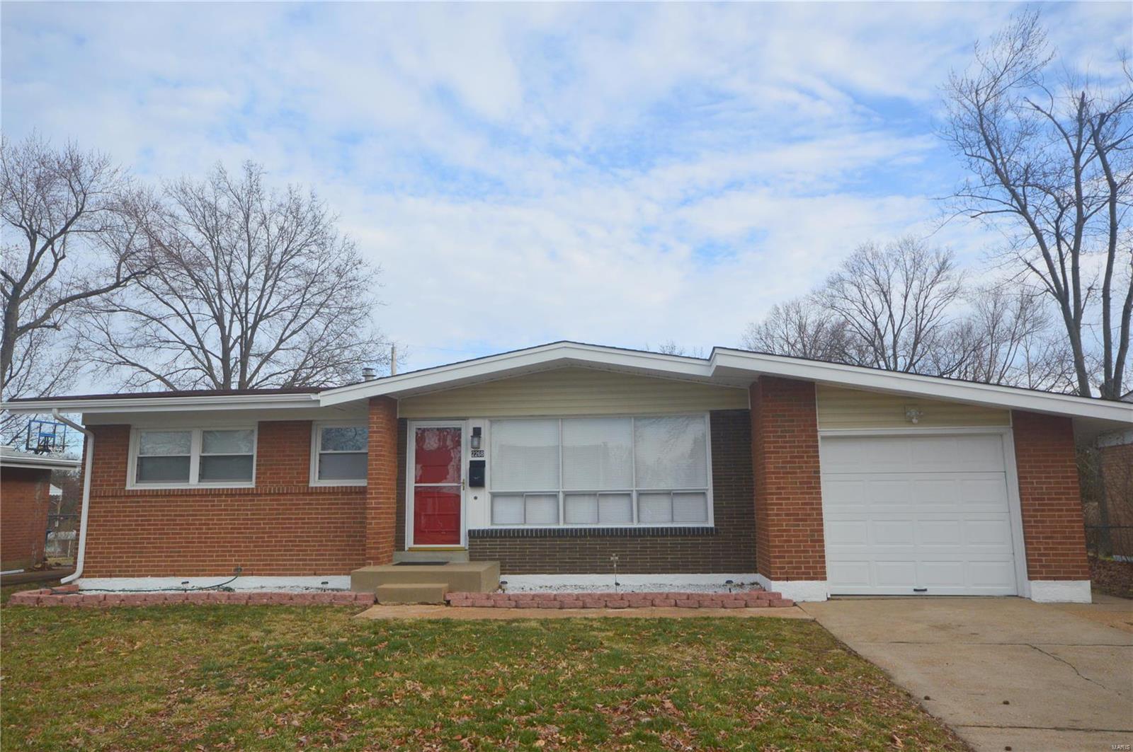 2268 Brown Road St. Louis, MO 63114 - Photo 1 of 23 Gallery Image 1