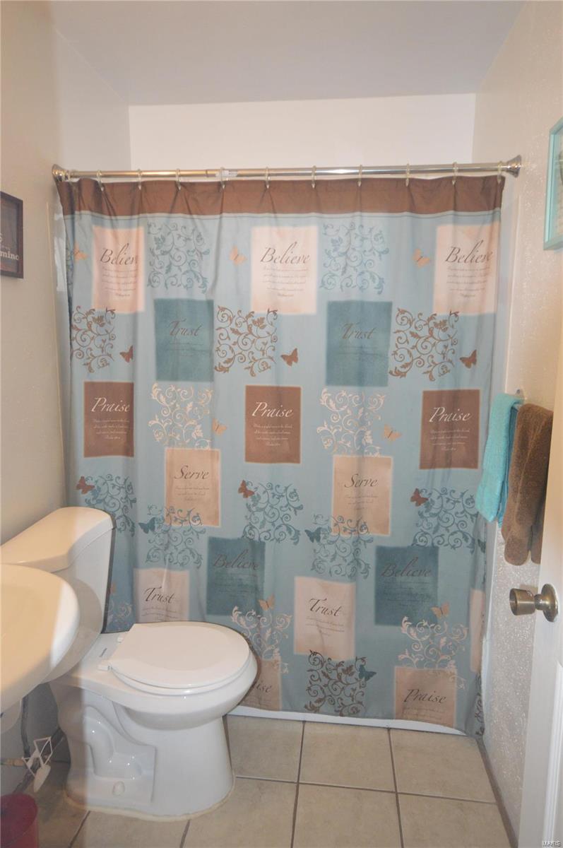 2268 Brown Road St. Louis, MO 63114 - Photo 13 of 23 Gallery Image 13