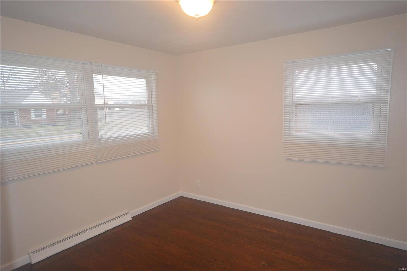 2268 Brown Road St. Louis, MO 63114 - Photo 14 of 23 Gallery Image 14