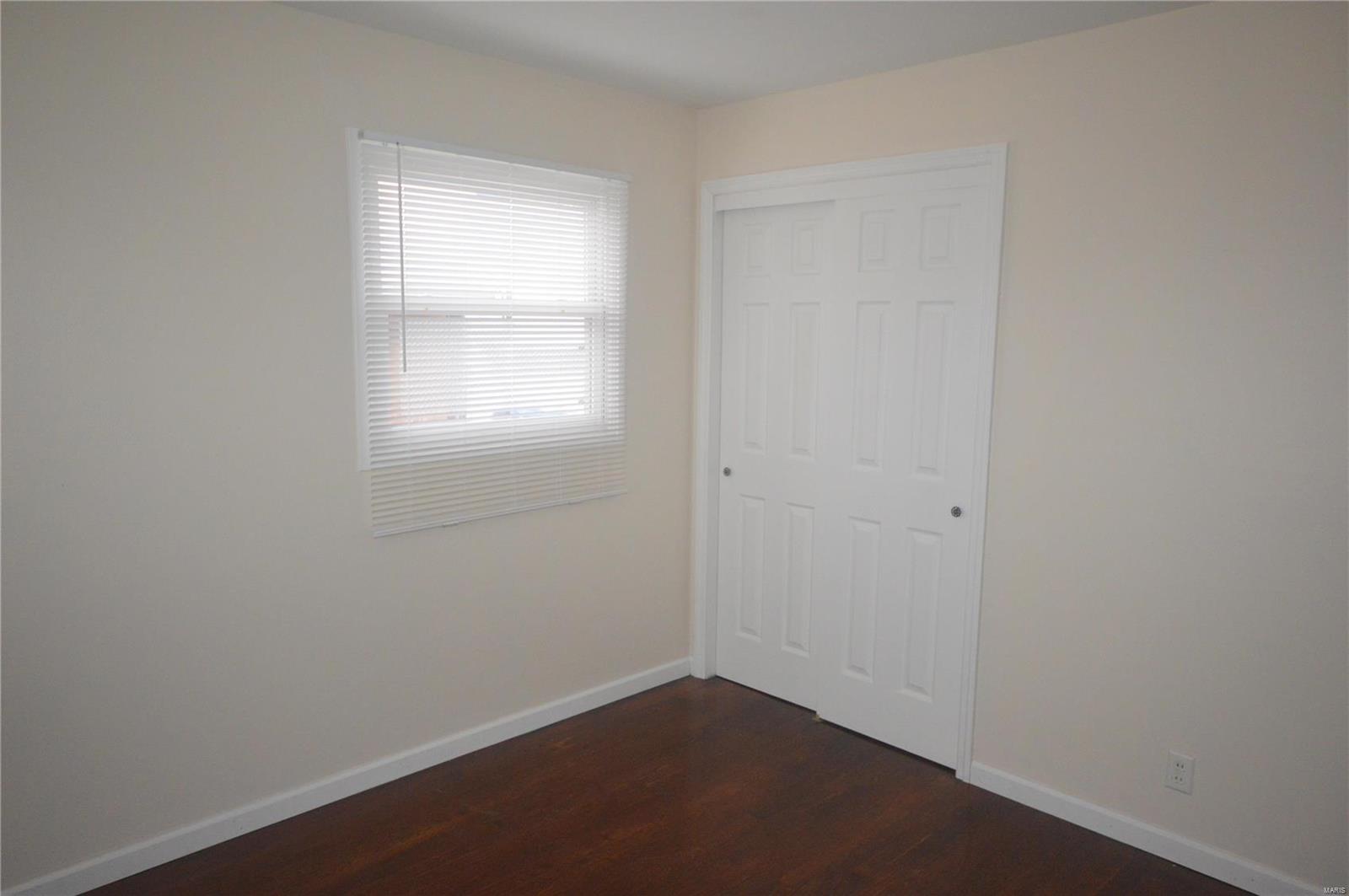 2268 Brown Road St. Louis, MO 63114 - Photo 15 of 23 Gallery Image 15