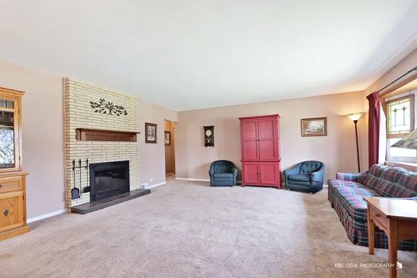 $599,000 | 1327 59th Street, Downers Grove, IL 60516