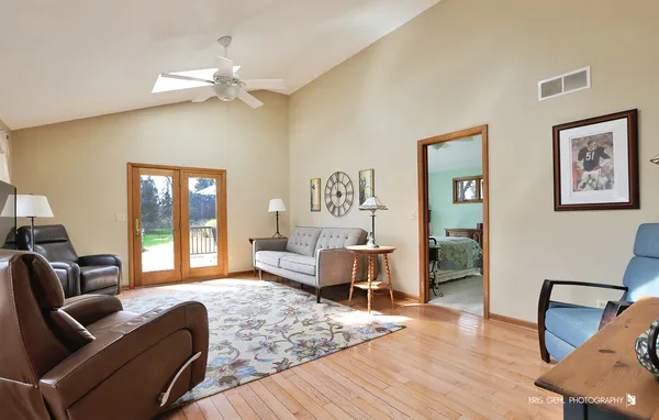 $599,000 | 1327 59th Street, Downers Grove, IL 60516