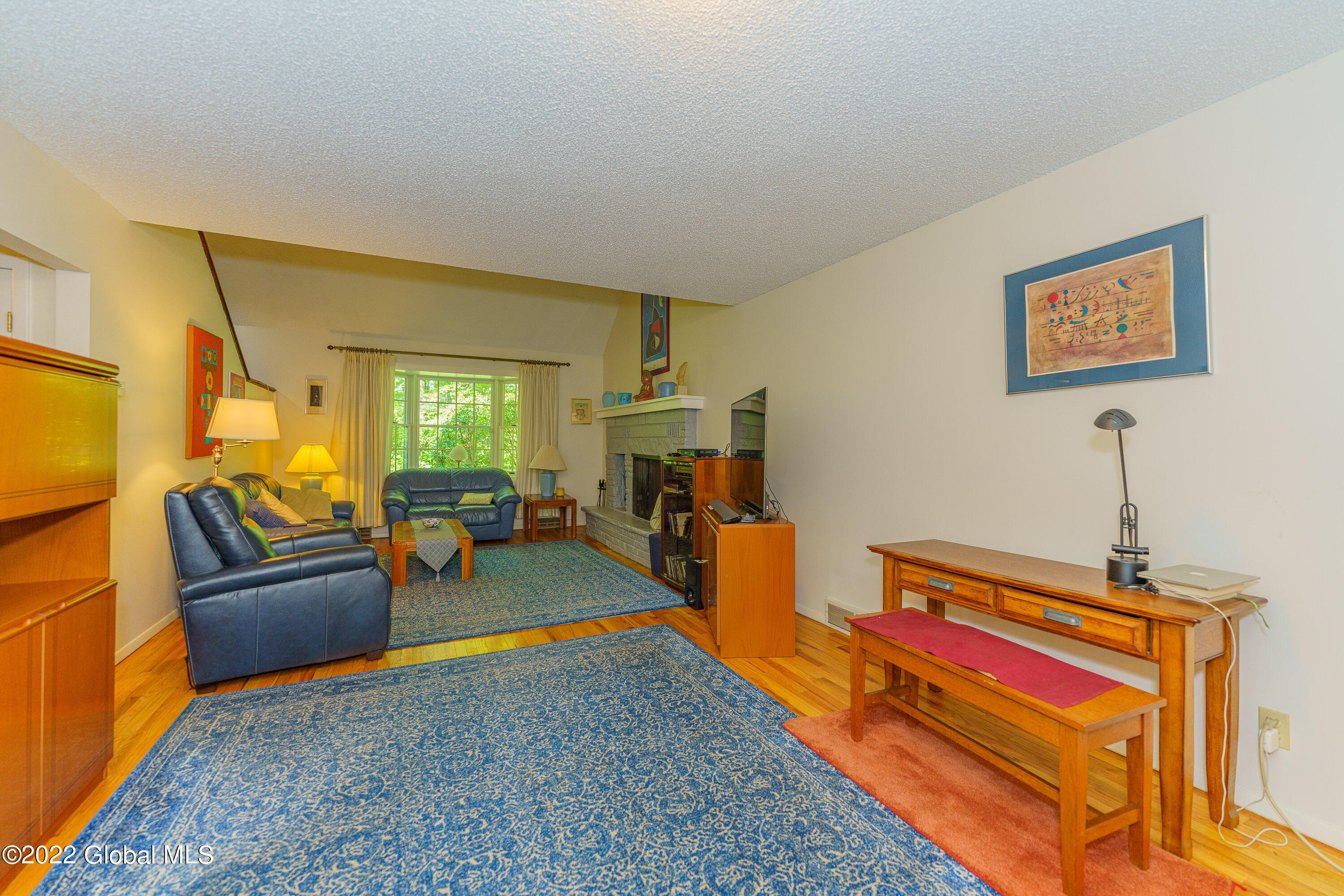 615 Mac Elroy Road Ballston, NY 12019 - Photo 11 of 40 2 Livingroom 6