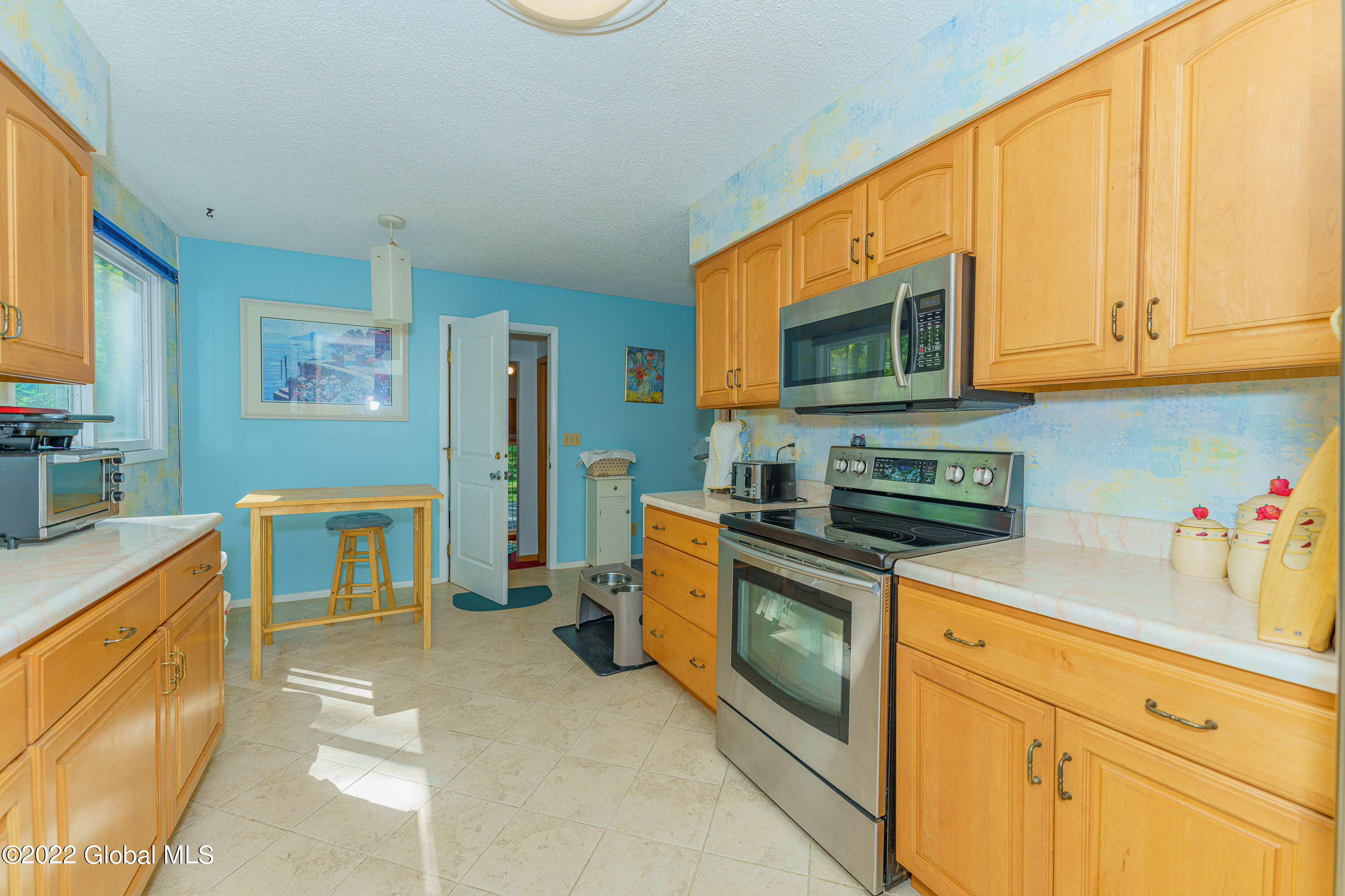 615 Mac Elroy Road Ballston, NY 12019 - Photo 16 of 40 4 Kitchen 2