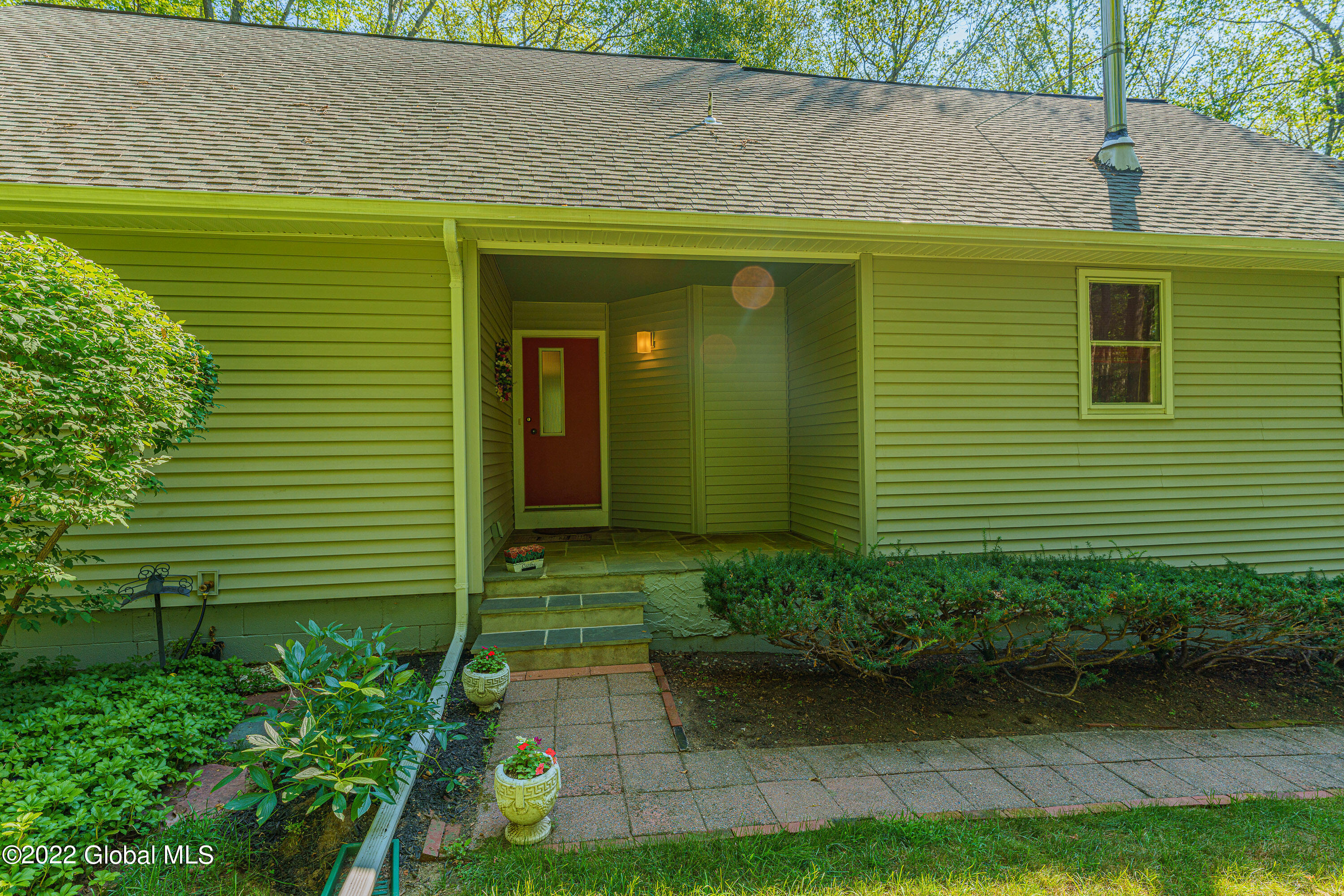 615 Mac Elroy Road Ballston, NY 12019 - Photo 4 of 40 0 front 4