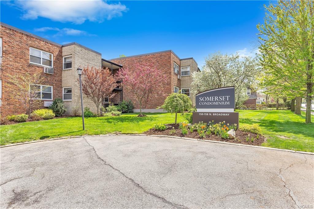 156 North Broadway, Unit 1B White Plains, NY 10603 - Photo 1 of 1