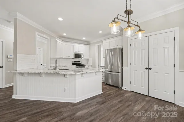 $555,000 | 9529 Numenore Drive, Charlotte, NC 28269