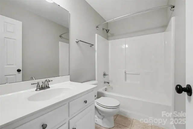 $555,000 | 9529 Numenore Drive, Charlotte, NC 28269