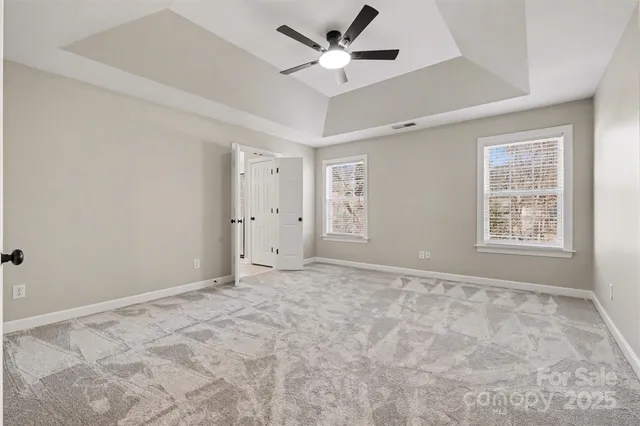 $555,000 | 9529 Numenore Drive, Charlotte, NC 28269