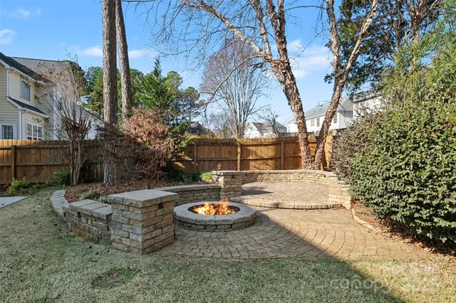 $555,000 | 9529 Numenore Drive, Charlotte, NC 28269