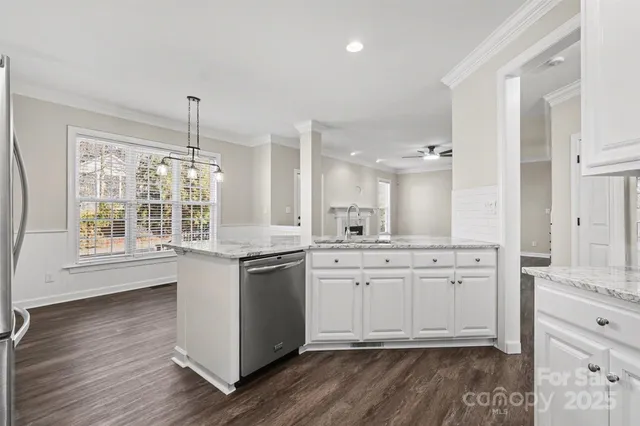 $555,000 | 9529 Numenore Drive, Charlotte, NC 28269