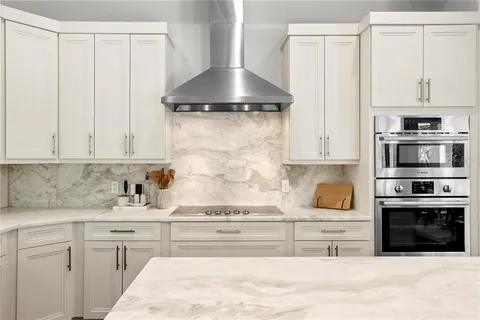 $3,300,000 | 16204 Sierra De Avila, Tampa, FL 33613