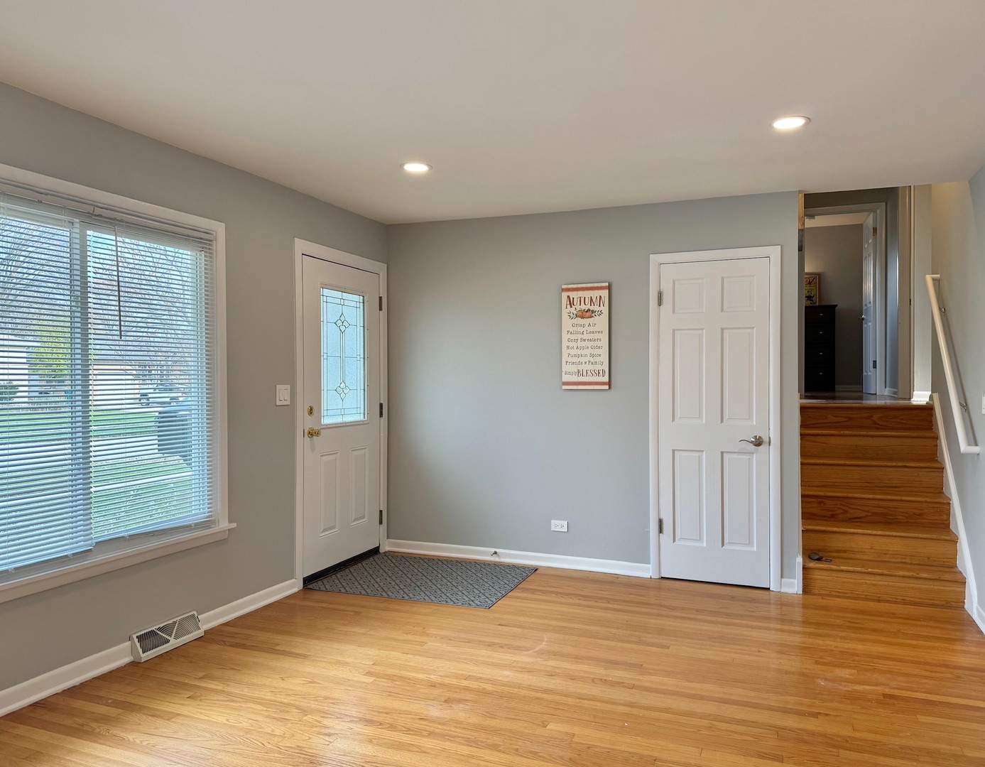 1411 Anthony Road Wheeling, IL 60090 - Photo 19 of 37