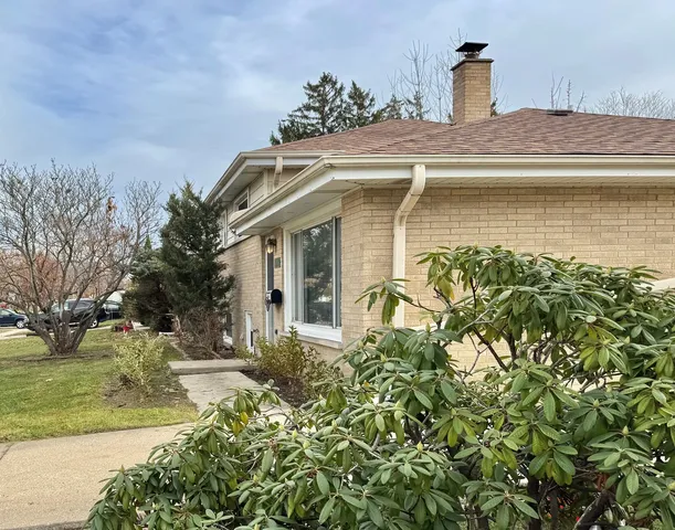 $434,000 | 1411 Anthony Road, Wheeling, IL 60090