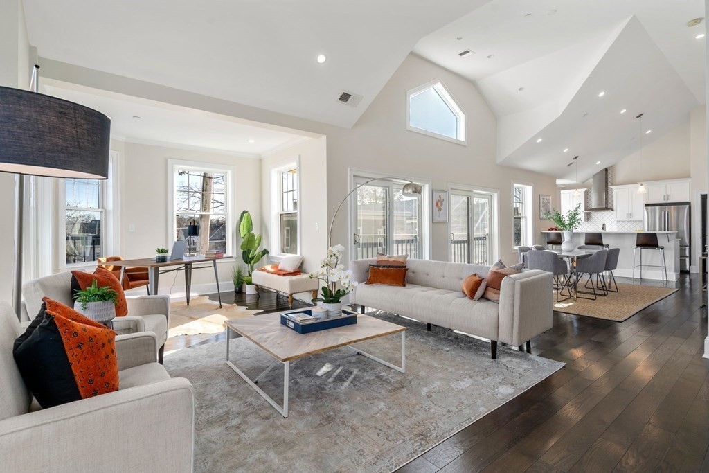 384 Highland Avenue, Unit 3, Somerville, MA 02144 Compass