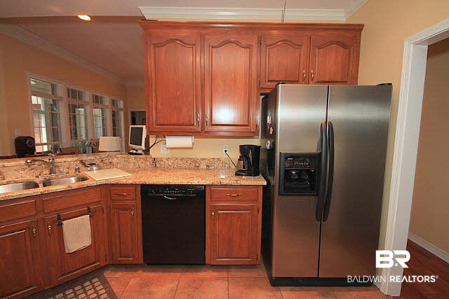 9526 Aspen Circle Daphne, AL 36527 - Photo 17 of 24 Kitchen View 2