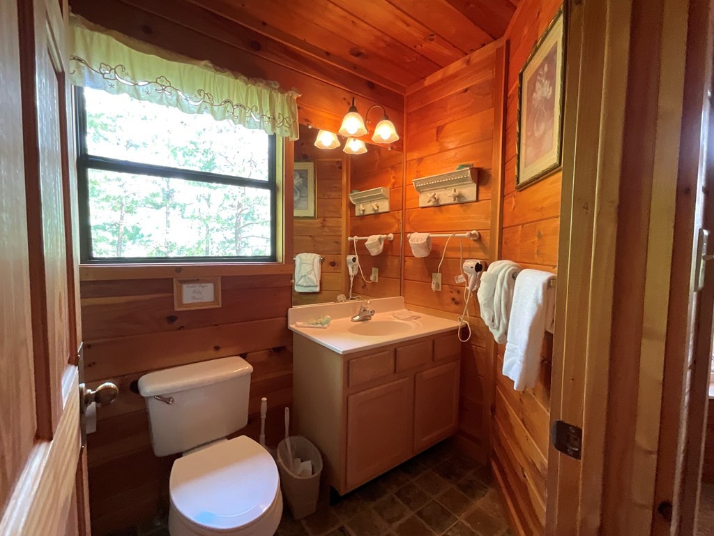 2431 Breezy Road Sevierville, TN 37876 - Photo 20 of 24 Gallery Image 20