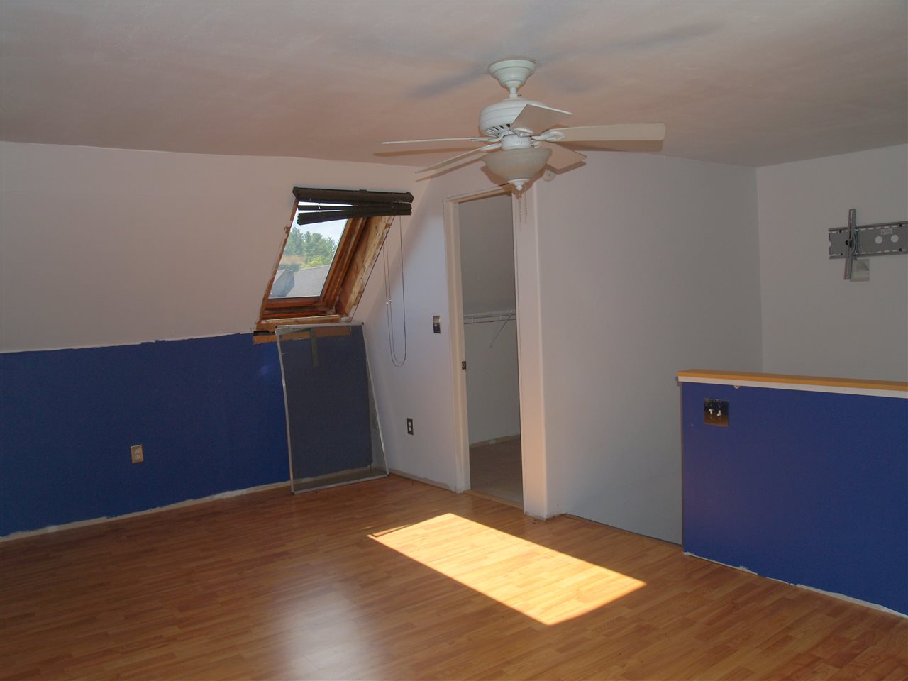10 Clinton Court, Unit 10 Merrimack, NH 03054 - Photo 15 of 17 Gallery Image 15
