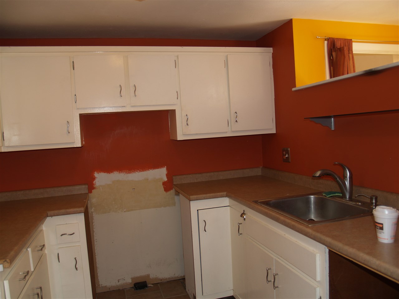 10 Clinton Court, Unit 10 Merrimack, NH 03054 - Photo 4 of 17 Gallery Image 4