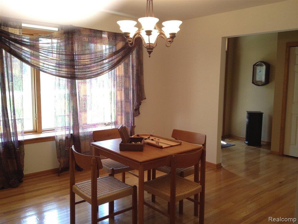 2790 Black Eagle Ridge Howell, MI 48843 - Photo 7 of 16 Dining Room.jpg